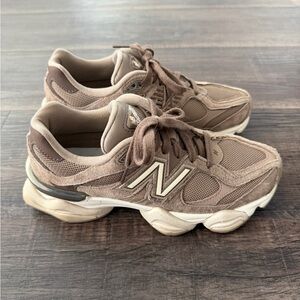 New Balance Tan Mesh Sneakers 9060